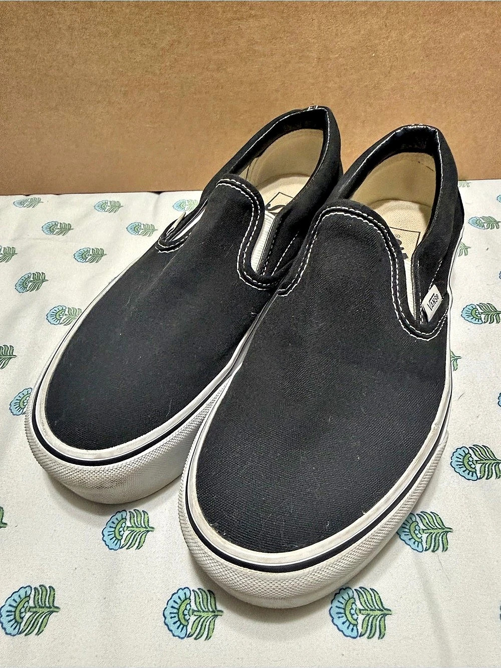 Vans Classic Slip-On Stackform Black & White Sneakers US 7.5